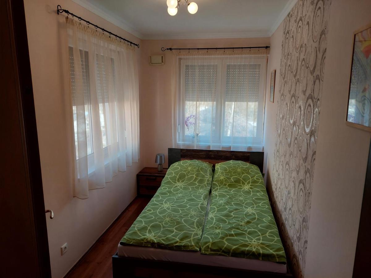 Samuci Apartman Хайдусобосло Экстерьер фото